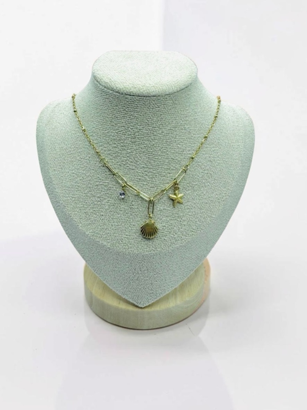 Stainless Steel Golden Starfish & Shell Necklace - Picture 2 of 3